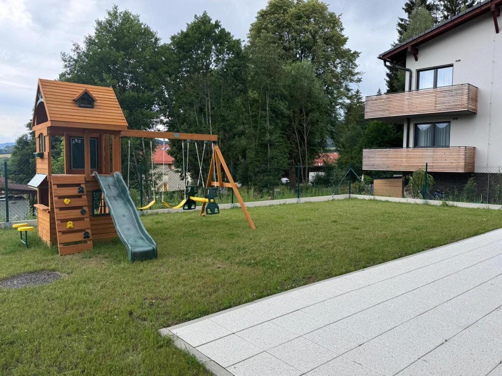Korzo Lipno C Apartment Липно над Вълтава Екстериор снимка